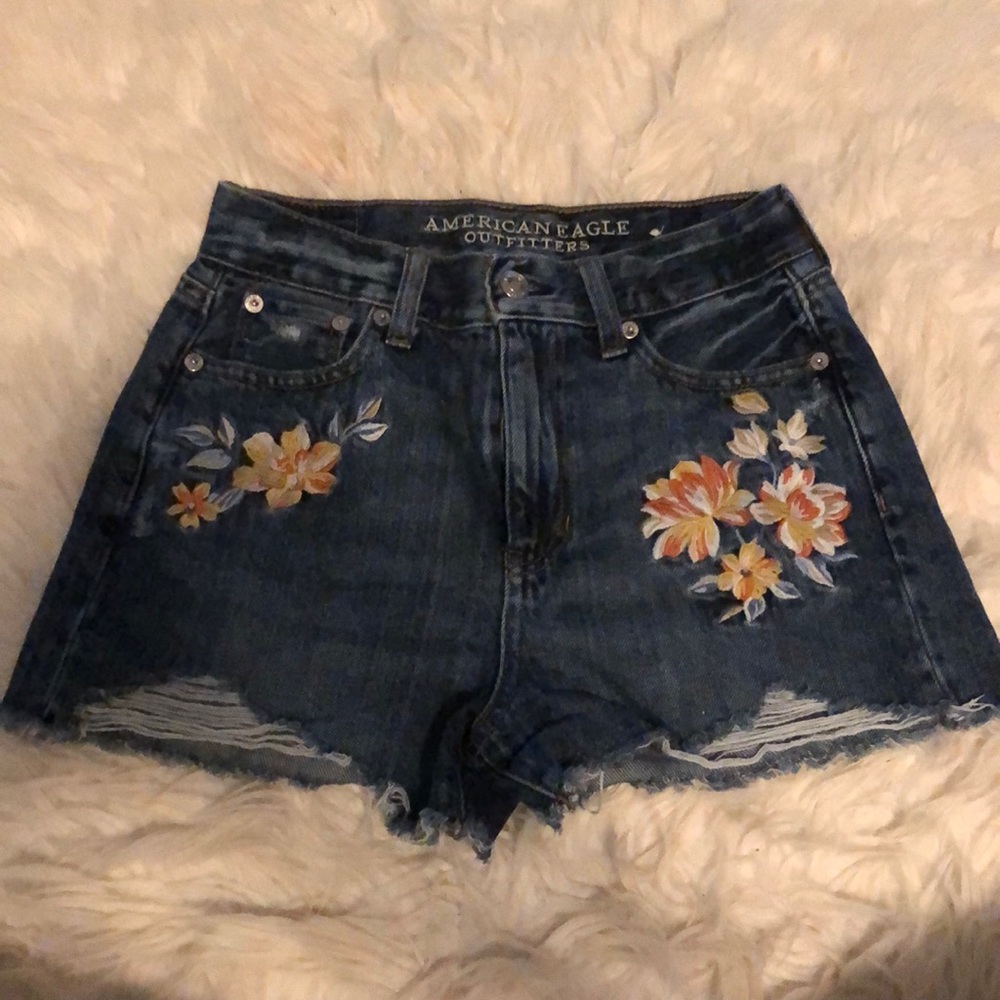 American Eagle embroidered mom shorts